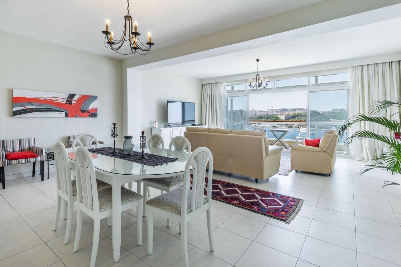 Stunning - Seafront 3-Bedroom 6Th Floor Sliema Dış mekan fotoğraf
